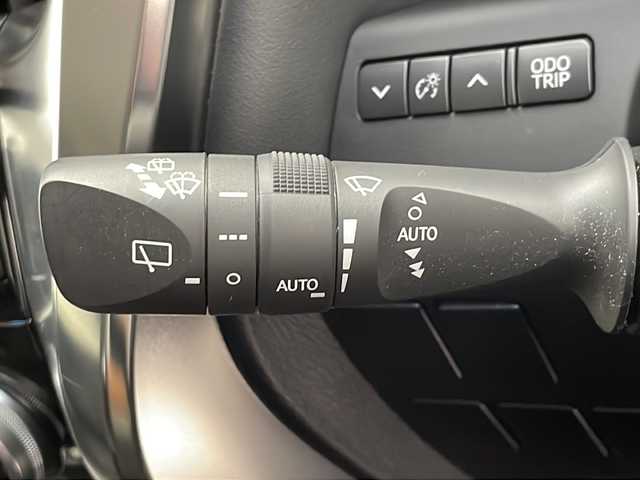 トヨタ アルファード S Cパッケージ 千葉県 2022(令4)年 1.5万km ホワイトパールクリスタルシャイン ＴＲＤエアロ/衝突軽減ブレーキ/レーンキープアシスト/レーダークルーズコントロール/オートマチックハイビーム/純正メモリナビ/（フルセグ/Bluetooth/USB/FM/AM）/バックカメラ/フリップダウンモニター/ＥＴＣ/ドライブレコーダー（前後）/シートメモリー/シートヒーター（運転席＋助手席）/エアシート（運転席＋助手席）/ステアリングヒーター/ステアリングスイッチ/LEDヘッドライト/フォグライト/電動格納ミラー/ロールサンシェード