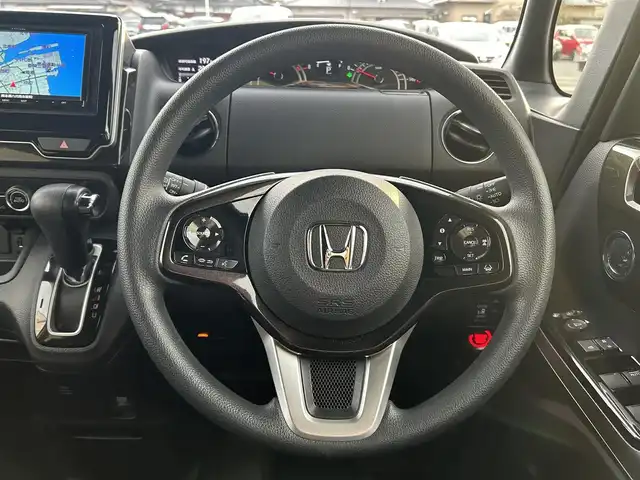 ホンダ Ｎ ＢＯＸ カスタム G L ホンダセンシング 熊本県 2019(平31)年 6万km プラチナホワイトパール 社外メモリナビ/ワンセグTV、DVD再生 /Bluetooth接続 /ETC /アダプティブクルーズコントロール /バックカメラ　/リアコーナーセンサー　/衝突被害軽減ブレーキ　/片側パワースライドドア/横滑り防止装置/レーンキープアシスト/アイドリングストップ/スマートキー　/プッシュスタート　/純正LEDライト