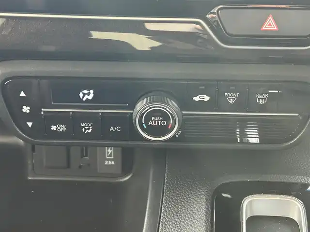 ホンダ Ｎ ＢＯＸ カスタム G L ホンダセンシング 熊本県 2019(平31)年 6万km プラチナホワイトパール 社外メモリナビ/ワンセグTV、DVD再生 /Bluetooth接続 /ETC /アダプティブクルーズコントロール /バックカメラ　/リアコーナーセンサー　/衝突被害軽減ブレーキ　/片側パワースライドドア/横滑り防止装置/レーンキープアシスト/アイドリングストップ/スマートキー　/プッシュスタート　/純正LEDライト