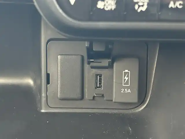 ホンダ Ｎ ＢＯＸ カスタム G L ホンダセンシング 熊本県 2019(平31)年 6万km プラチナホワイトパール 社外メモリナビ/ワンセグTV、DVD再生 /Bluetooth接続 /ETC /アダプティブクルーズコントロール /バックカメラ　/リアコーナーセンサー　/衝突被害軽減ブレーキ　/片側パワースライドドア/横滑り防止装置/レーンキープアシスト/アイドリングストップ/スマートキー　/プッシュスタート　/純正LEDライト