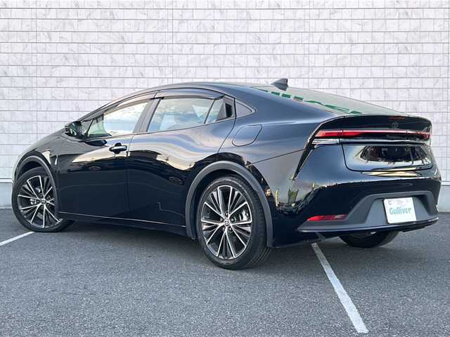 トヨタ プリウス G 栃木県 2023(令5)年 1.1万km アティチュードブラックマイカ 純正メモリナビ/・Bluetooth /・TV フルセグ/・バックカメラ/追従式クルーズコントロール/シートヒーター/ETC2.0/ドライブレコーダー/ドアバイザー/100V充電/純正19インチアルミホイール/衝突被害軽減システム/コーナーセンサー/レーンキープアシスト/オートライト/LEDヘッドライト/オートマチックハイビーム