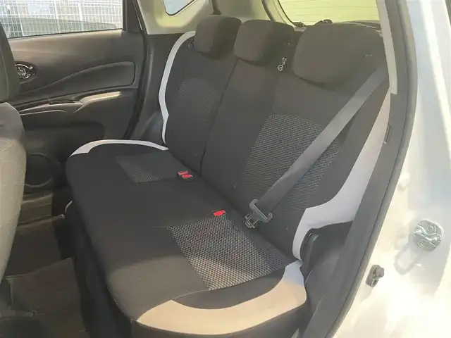 日産 ノート e－パワー X 福島県 2017(平29)年 1.6万km ブリリアントホワイトパール ワンオーナー/純正メモリーナビ/CD/DVD/SD/BT/USB/フルセグTV/社外14インチAW/衝突被害軽減システム/アラウンドビューモニター/スマート・ルームミラー/ステアリングリモコン/純正ドライブレコーダー/オートライト/プッシュスタート/ドアバイザー/フロアマット