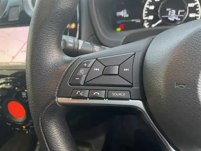 日産 ノート e－パワー X 福島県 2017(平29)年 1.6万km ブリリアントホワイトパール ワンオーナー/純正メモリーナビ/CD/DVD/SD/BT/USB/フルセグTV/社外14インチAW/衝突被害軽減システム/アラウンドビューモニター/スマート・ルームミラー/ステアリングリモコン/純正ドライブレコーダー/オートライト/プッシュスタート/ドアバイザー/フロアマット