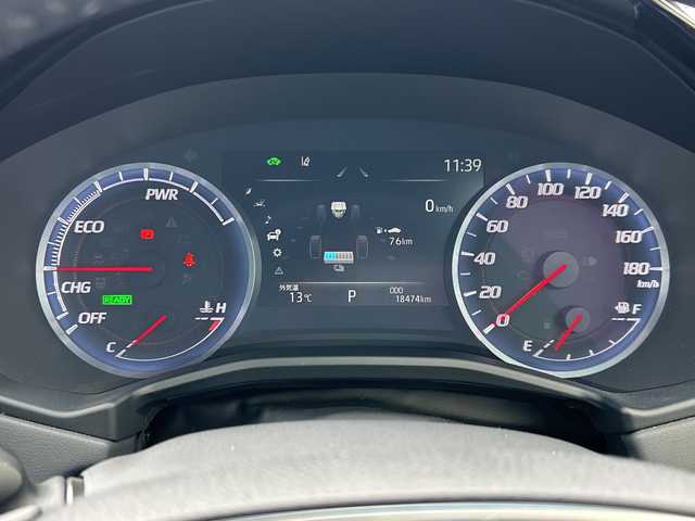 トヨタ クラウン ハイブリッド S 千葉県 2018(平30)年 1.9万km ホワイトパールクリスタルシャイン メーカーナビ　ステアヒーター　シートヒーター　パドルシフト　ステアスイッチ　ドラレコ　パワーシート　レーダークルーズ　AC100V　ＥＴＣ　純正１８ＡＷ　AHB LTA PCS 前後センサー LED