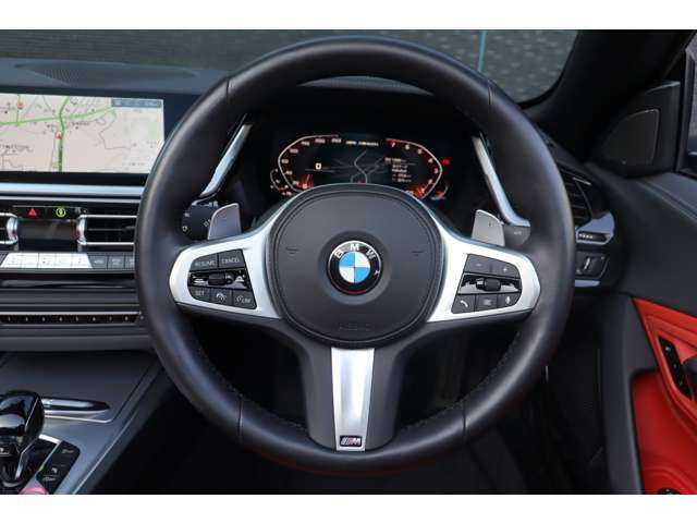 ＢＭＷ Ｚ４ M40i 大分県 2022(令4)年 1.4万km サファイアブラックP インテリジェントセーフティ/ヘッドアップディスプレイ/純正ナビ/ＣａｒＰｌａｙ/Bluetooth/ワイヤレス充電/バックカメラ/赤革（マグマレッド）/シートヒーター/パワーシート/ＬＥＤヘッドライト/アンビエントライト/純正19インチＡＷ/ミラー一体型ＥＴＣ/ドライブレコーダー（前）