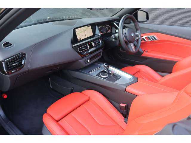 ＢＭＷ Ｚ４ M40i 大分県 2022(令4)年 1.4万km サファイアブラックP インテリジェントセーフティ/ヘッドアップディスプレイ/純正ナビ/ＣａｒＰｌａｙ/Bluetooth/ワイヤレス充電/バックカメラ/赤革（マグマレッド）/シートヒーター/パワーシート/ＬＥＤヘッドライト/アンビエントライト/純正19インチＡＷ/ミラー一体型ＥＴＣ/ドライブレコーダー（前）