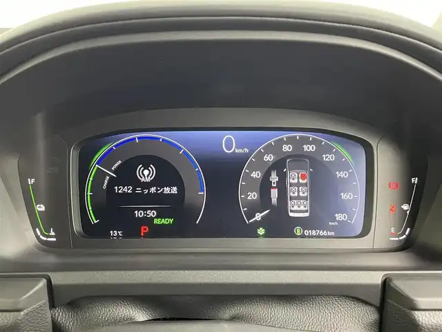 ホンダ ステップワゴン スパーダ eHEV 埼玉県 2024(令6)年 1.9万km プラチナホワイトパール 純正１１．４型ナビ　Ｂカメラ　温シート　ＢＳＭ　ＥＴＣ　両側パワースライドドア　パワーバックドア　オットマン　ハーフレザーシート　オートハイビーム　コーナーセンサー　レーンキープアシスト　純正ＬＥＤ