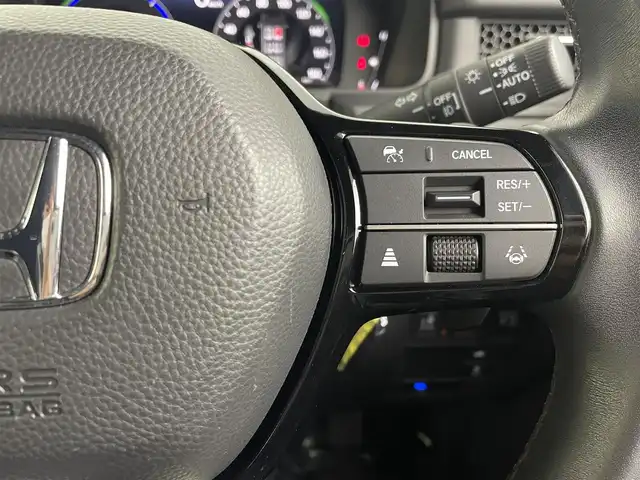 ホンダ ステップワゴン スパーダ eHEV 埼玉県 2024(令6)年 1.9万km プラチナホワイトパール 純正１１．４型ナビ　Ｂカメラ　温シート　ＢＳＭ　ＥＴＣ　両側パワースライドドア　パワーバックドア　オットマン　ハーフレザーシート　オートハイビーム　コーナーセンサー　レーンキープアシスト　純正ＬＥＤ