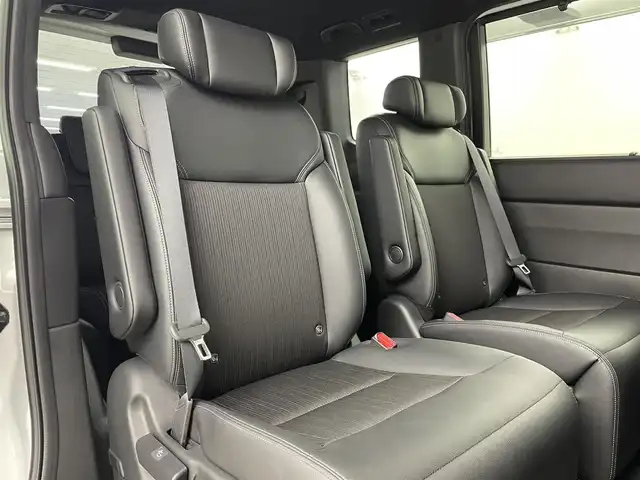 ホンダ ステップワゴン スパーダ eHEV 埼玉県 2024(令6)年 1.9万km プラチナホワイトパール 純正１１．４型ナビ　Ｂカメラ　温シート　ＢＳＭ　ＥＴＣ　両側パワースライドドア　パワーバックドア　オットマン　ハーフレザーシート　オートハイビーム　コーナーセンサー　レーンキープアシスト　純正ＬＥＤ