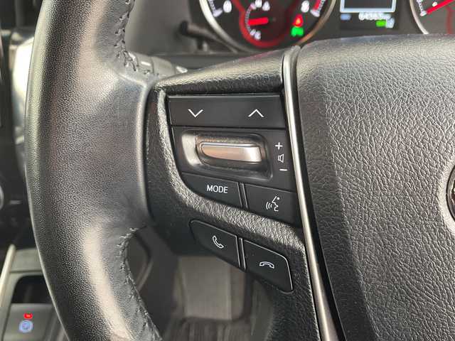 トヨタ アルファード S Aパッケージ 兵庫県 2019(令1)年 6.5万km ホワイトパールクリスタルシャイン ・Carrozeriaナビ/・CD・DVD・USB・BT・SD・TV/・サンルーフ/・デジタルインナーミラー/・Carrozeriaフリップダウンモニター/・ブラインドスポットモニター/・プリクラッシュセーフティ/・レーントレーシングアシスト/・クリアランスソナー/・パーキングサポートブレーキ/・先行者発進告知/・ナノイー/・オートマチックハイビーム/・レーダークルーズコントロール/・全方位ドライブレコーダー/・両側パワースライドドア/・LEDヘッドライト/・純正18インチホイール/・ステアリングスイッチ/・ビルトインETC/・電動パーキングブレーキ/・オートブレーキホールド