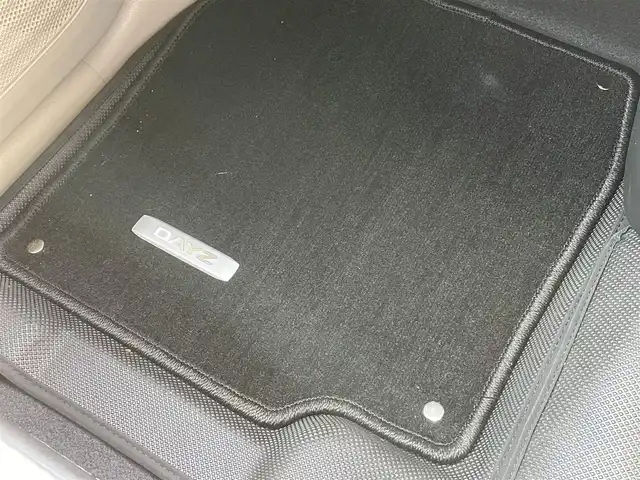 日産 デイズ X 新潟県 2024(令6)年 1.9万km ピンク フローズンバニラパール＆シルキーライラック/ワンオーナー/4WD/純正ホイール夏タイヤ/メモリナビ/フルセグテレビ/バックカメラ/アラウンドビューモニター/ウィンカーミラー/ドアバイザー/プッシュスタート/ETC/純正フロアマット/ステアリングヒーター/運転助手席シートヒーター/アイドリングストップ/Bluetooth/ドライブレコーダー/SOSスイッチ/スペアキー1個