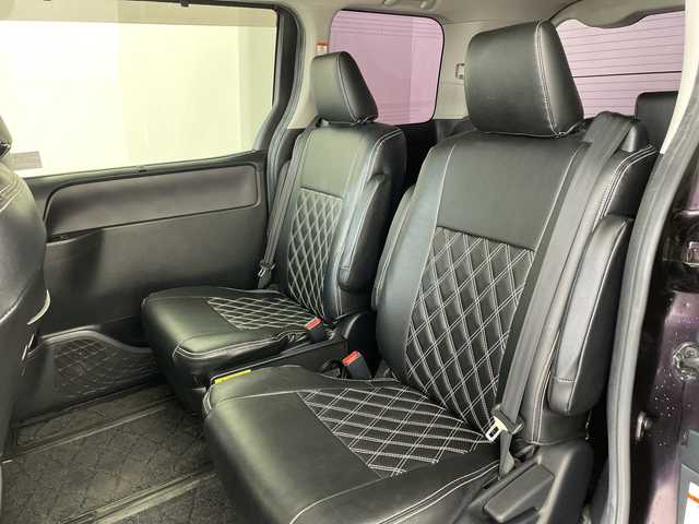 トヨタ ヴォクシー ZS 兵庫県 2014(平26)年 8万km ボルドーマイカメタリック ・社外8インチナビ&BT&CD&DVD&TV&USB&SD/・バックカメラ/・フリップダウンモニター/・両側パワースライドドア/・アイドリングストップ/・横滑り防止装置/・ドライブスタートコントロール/・S－VSC/・MTモード付AT/・ステアリングスイッチ/・レザー調シートカバー/・フロアマット/・ミラー型前後ドライブレコーダー/・ビルトインETC/・社外スピーカー/・オートミラー/・モデリスタマフラー/・TRDダウンサスペンション/・社外テールランプ/・LEDヘッドライト/・フォグランプ/・エンジンスターター/・スペアキー/・取扱説明書/・保証書