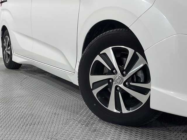 ホンダ フリード G ホンダセンシング 広島県 2018(平30)年 4.8万km ホワイトオーキッドパール 純正９型ナビ　/両側パワースライドドア　/エアロ　/レーダークルーズコントロール　/バックカメラ　/フルセグ　/レーンキープアシスト　/衝突軽減ブレーキ　/コーナーセンサー　/LEDヘッドランプ　/ドラレコ　/ETC/純正１５インチアルミホイール(185/65/R15)/エアバック（運転席/助手席）