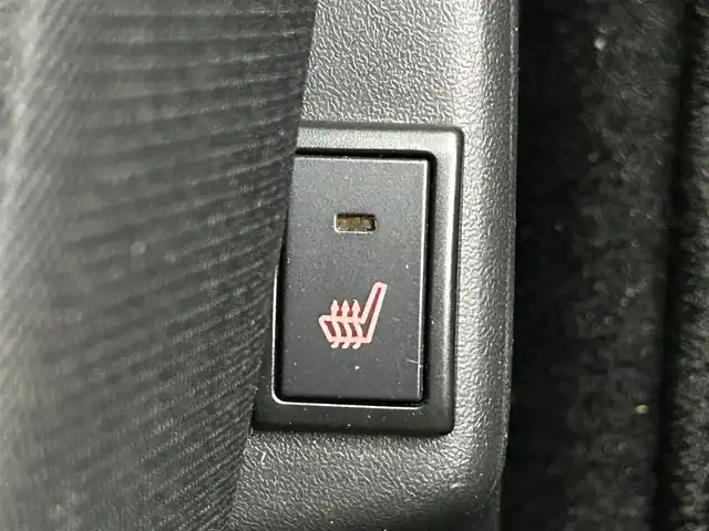 スズキ ソリオ バンディット HV MV Dカメラ ブレーキS 道央・札幌 2017(平29)年 2万km ピュアホワイトP ・４ＷＤ/・純正ナビ/・バックカメラ/・衝突軽減ブレーキ/・フルセグＴＶ＆Ｂｌｕｅｔｏｏｔｈ＆ＣＤ＆ＤＶＤ/・シートヒーター/・オートライト/・ＥＴＣ/・クルーズコントロール/・オートエアコン/・スマートキー＆プッシュスタート/・レーンアシスト/・横滑り防止機能/・片側パワースライドドア/・ミラーヒーター/・純正アルミホイール/・純正フロアマット/・ＬＥＤヘッドライト/・盗難防止システム/・Ｗエアバック