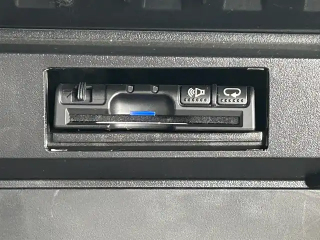 スズキ ソリオ バンディット HV MV Dカメラ ブレーキS 道央・札幌 2017(平29)年 2万km ピュアホワイトP ・４ＷＤ/・純正ナビ/・バックカメラ/・衝突軽減ブレーキ/・フルセグＴＶ＆Ｂｌｕｅｔｏｏｔｈ＆ＣＤ＆ＤＶＤ/・シートヒーター/・オートライト/・ＥＴＣ/・クルーズコントロール/・オートエアコン/・スマートキー＆プッシュスタート/・レーンアシスト/・横滑り防止機能/・片側パワースライドドア/・ミラーヒーター/・純正アルミホイール/・純正フロアマット/・ＬＥＤヘッドライト/・盗難防止システム/・Ｗエアバック