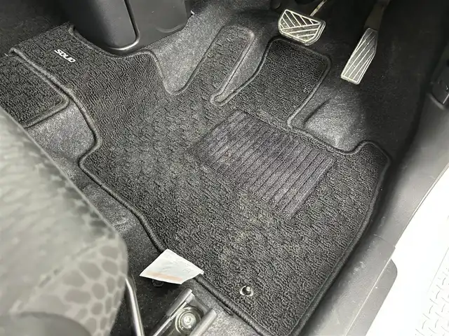 スズキ ソリオ バンディット HV MV Dカメラ ブレーキS 道央・札幌 2017(平29)年 2万km ピュアホワイトP ・４ＷＤ/・純正ナビ/・バックカメラ/・衝突軽減ブレーキ/・フルセグＴＶ＆Ｂｌｕｅｔｏｏｔｈ＆ＣＤ＆ＤＶＤ/・シートヒーター/・オートライト/・ＥＴＣ/・クルーズコントロール/・オートエアコン/・スマートキー＆プッシュスタート/・レーンアシスト/・横滑り防止機能/・片側パワースライドドア/・ミラーヒーター/・純正アルミホイール/・純正フロアマット/・ＬＥＤヘッドライト/・盗難防止システム/・Ｗエアバック