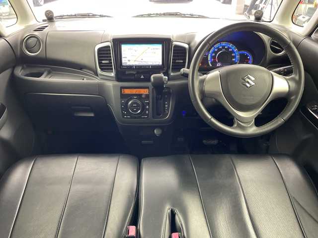 スズキ スペーシア カスタム XS 兵庫県 2013(平25)年 7.6万km ブルーイッシュブラックパール3 ・社外ナビ/CD/DVD/Bluetooth/TV/・バックカメラ/・両側パワースライドドア/・社外17インチアルミホイール/・社外マフラー/・フロントEAGER車高調/・リアTEIN車高調/・スマートキー/・プッシュスタート/・HIDヘッドライト/・フォグランプ/・オートライト/・レザー調シートカバー/・社外ドライブレコーダー