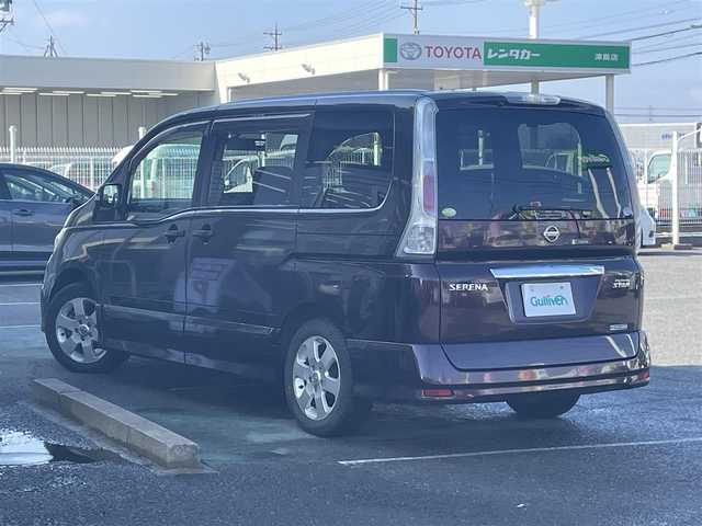 日産 セレナ