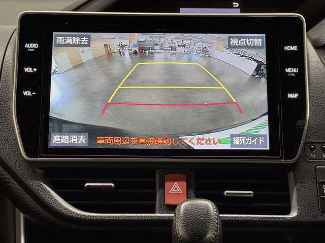 トヨタ ヴォクシー ZS 煌Ⅲ 三重県 2021(令3)年 4万km イナズマスパーキングブラックガラスフレーク ガソリン/FF/MTモード付インパネCVT/純正 10インチナビ NSZN-Z68T/（AM/FM/CD/DVD/TV/SD/SDREC/Bluetooth/USB/HDMI）/12.1型 純正 フリップダウンモニター V12T-R68C/バックカメラ/両側パワースライドドア/ドライブレコーダー 前後/ビルトイン ETC2.0/Toyota Safety Sense/・プリクラッシュセーフティ［PCS］/・レーンディパーチャーアラート［LDA］/・クリアランスソナー/・パーキングサポートブレーキ［PKSB］（前後静止物）/・オートハイビーム［AHB］/・先行車発進告知機能/装備/・【DOP】電子インナーミラー/・ハーフレザーシート/・クルーズコントロール/・後席オートエアコン（リヤヒーター/クーラー）/・オートライト/・LEDヘッドライト/・LEDフロントフォグライト/・プッシュスタート/・スマートキーシステム/・純正 16inAW/・保/取/ナビ取