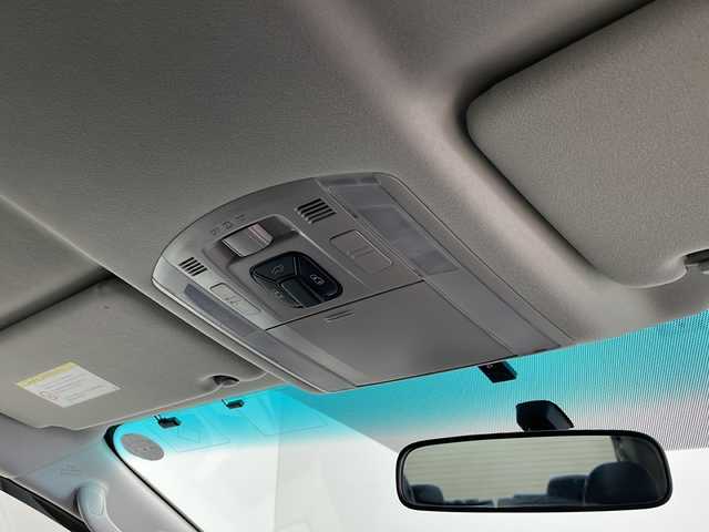 トヨタ ヴェルファイア 2．4Z プラチナセレクションⅡ 新潟県 2010(平22)年 16.7万km ホワイトパールクリスタルシャイン ・寒冷地仕様/・純正ナビ&CD&DVD/・両側パワースライドドア/・パワーバックドア/・バックカメラ/・コーナーセンサー/・フリップダウンモニター/・ステアリングスイッチ/・社外ＥＴＣ/・社外GPSレーダー/・TVキャンセラー/・プッシュスタート/・レザー調シートカバー/・ＨＩＤヘッドライト/・フォグランプ/・オートライト/・スマートキー/・社外エンジンスターター/・社外ＡＷ夏タイヤ積込