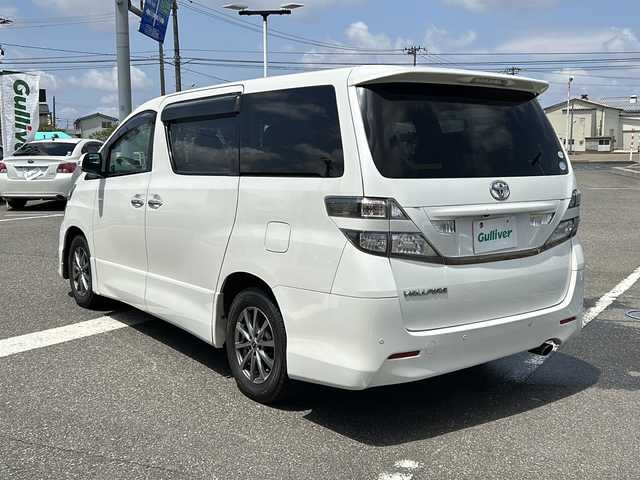 トヨタ ヴェルファイア 2．4Z プラチナセレクションⅡ 新潟県 2010(平22)年 16.7万km ホワイトパールクリスタルシャイン ・寒冷地仕様/・純正ナビ&CD&DVD/・両側パワースライドドア/・パワーバックドア/・バックカメラ/・コーナーセンサー/・フリップダウンモニター/・ステアリングスイッチ/・社外ＥＴＣ/・社外GPSレーダー/・TVキャンセラー/・プッシュスタート/・レザー調シートカバー/・ＨＩＤヘッドライト/・フォグランプ/・オートライト/・スマートキー/・社外エンジンスターター/・社外ＡＷ夏タイヤ積込