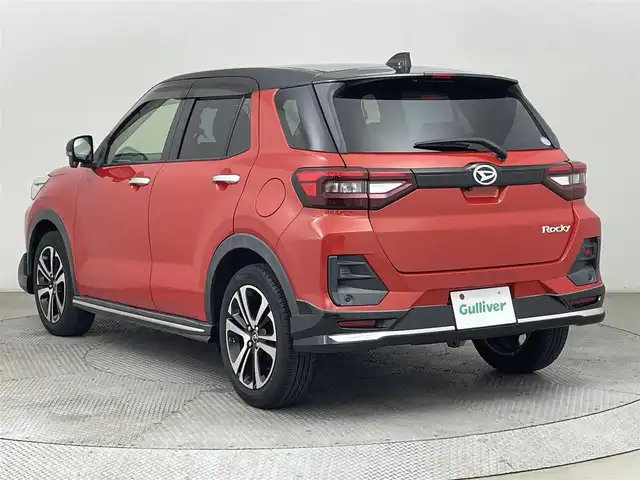 ダイハツ ロッキー プレミアム 道央・札幌 2020(令2)年 3.9万km ブラックマイカメタリック/コンパーノレッド ・４WD/・寒冷地仕様/・純正ナビ/　BT／CD／DVD／SD／USB／HDMI／フルセグ/・ドライブレコーダー/・社外ETC/・全方位カメラ/・衝突軽減ブレーキ/・横滑り防止/・コーナーセンサー/・前席シートヒーター/・LEDヘッドライト/・フォグライト/・プッシュスタート/・スマートキー/・純正17インチAW/・社外スタッドレス積込（205／65／R16）/・純正フロアマット