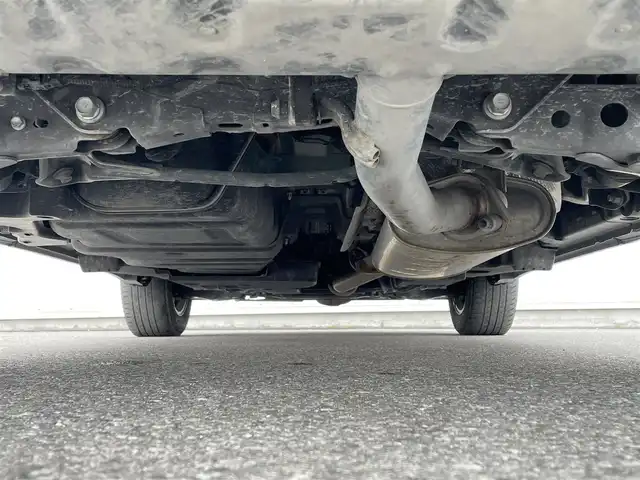 レクサス ＮＸ 300 Iパッケージ 滋賀県 2018(平30)年 5.5万km グラファイトブラックガラスフレーク 純正ナビ/・Bluetooth/・フルセグ/・CD/DVD/パノラミックビューモニター/革巻きステアリング/ステアリングリモコン/パドルシフト/ステアリングヒーター/ETC2.0/赤レザーシート/前席パワーシート/前席シートヒーター/オートリトラミラー/LEDヘッドライト/オートハイビーム/ヘッドライトウォッシャー/ブラインドスポットモニター/レーンディパーチャーアラート/プリクラッシュセーフティー/クリアランスソナー/スマートキー/スペアキー