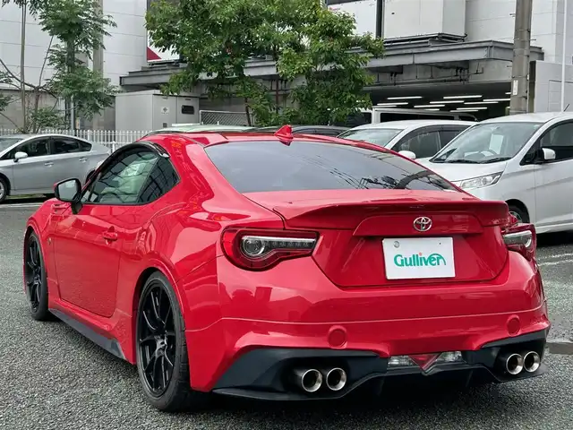 トヨタ ８６ GT リミテッド 熊本県 2016(平28)年 5.4万km ピュアレッド ワンオーナー/TRDエアロ/TRDマフラー/HKS車高調/HKSターボキット/TWS18インチAW/ENDLESSキャリパー/OGURAシングルクラッチ/TRUSTオイルクラー/BRIDEフルバケットシート/プッシュスタート/純正ナビ/（CD・DVD・フルセグTV・BTオーディオ・SD）/バックカメラ/ETC/クルーズコントロール/横滑り防止装置/純正荷室マット/純正フロアマット/ドアバイザー/新車保証書/取扱説明書/スマートスペアキー×1本