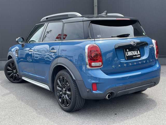 ＭＩＮＩ ミニ クロスオーバー クーパー D 香川県 2020(令2)年 1.7万km アイランドブルー ワンオーナー/純正ナビ/Bカメラ/ETC/インテリジェンスセーフティ/パーキングアシスト/ACC/コンフォートアクセス/LEDヘッドライト/Fフォグライト/電動リアゲート/スマートキー/スペアキー×1本/取説/保証書