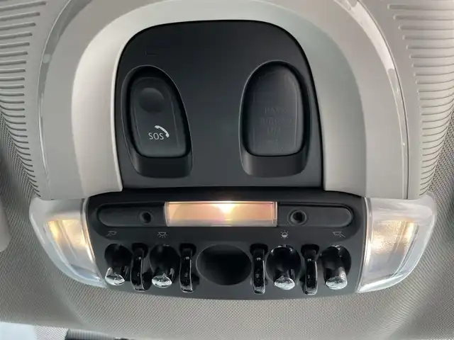 ＭＩＮＩ ミニ クロスオーバー クーパー D 香川県 2020(令2)年 1.7万km アイランドブルー ワンオーナー/純正ナビ/Bカメラ/ETC/インテリジェンスセーフティ/パーキングアシスト/ACC/コンフォートアクセス/LEDヘッドライト/Fフォグライト/電動リアゲート/スマートキー/スペアキー×1本/取説/保証書