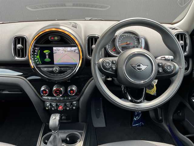 ＭＩＮＩ ミニ クロスオーバー クーパー D 香川県 2020(令2)年 1.7万km アイランドブルー ワンオーナー/純正ナビ/Bカメラ/ETC/インテリジェンスセーフティ/パーキングアシスト/ACC/コンフォートアクセス/LEDヘッドライト/Fフォグライト/電動リアゲート/スマートキー/スペアキー×1本/取説/保証書