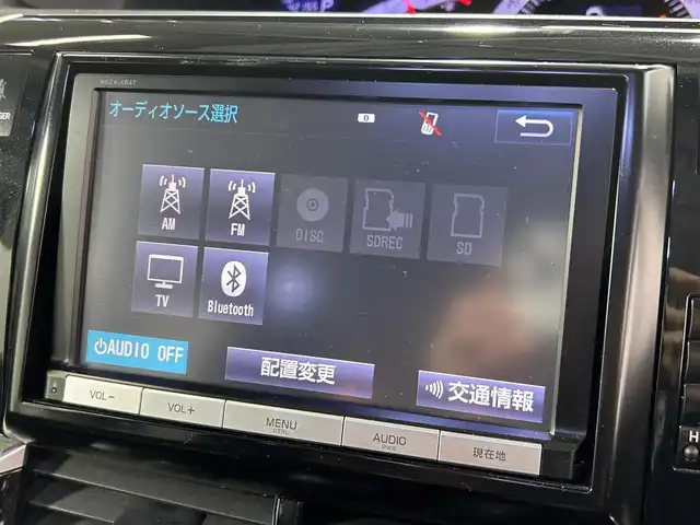 トヨタ エスティマ アエラス 大阪府 2016(平28)年 4.3万km ホワイトパールクリスタルシャイン 純正ナビ(フルセグ/DVD再生/Bluetooth) バックカメラ 後席モニター ETC クルコン 両側パワースライドドア オートライト 横滑り防止 前後ドラレコ スマートキー プッシュスタート