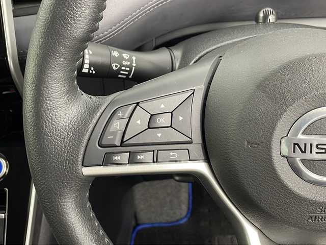 日産 セレナ e－パワー ハイウェイスター V 鹿児島県 2020(令2)年 2.9万km ダークメタルグレー 純正SDナビ/(BT/CD/DVD/AM/FM/フルセグTV)/プロパイロット/アラウンドビューモニター/両側パワースライドドア/パーキングアシスト/バックカメラ/前後コーナーセンサー/純正前後ドライブレコーダー/前席シートヒーター/アイドリングストップ/純正フリップダウンモニター/ウォークスルー/純正LEDヘッドライト/純正ビルトインETC/純正フロアマット/純正16インチアルミホイール/電動パーキングブレーキ/オートホールド/保証書/取扱説明書