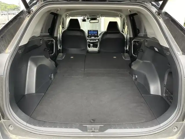 トヨタ ＲＡＶ４ ハイブリットG 山口県 2021(令3)年 3.4万km アティチュードブラックマイカ 4WD/黒レザーシート/運転席パワーシート/前席シートヒーター/9型SDナビ フルセグTV CD DVD BT/バックカメラ/TRD ルーフキャリア/BALMINUM 18インチアルミホイール/パワーバックドア/デジタルインナーミラー/衝突被害軽減ブレーキ/レーダークルーズコントロール/レーンアシスト/オートマチックハイビーム/ブラインドスポットモニタ/LEDオートヘッドライト/フォグライト /コーナーセンサー /スマートキー 2個/ステアリングヒーター/ドラレコ/ビルトインETC/ステアリングリモコン/AC100V電源/W サイド カーテン ニー エアバッグ/保証書 取説 ナビ取説/禁煙車