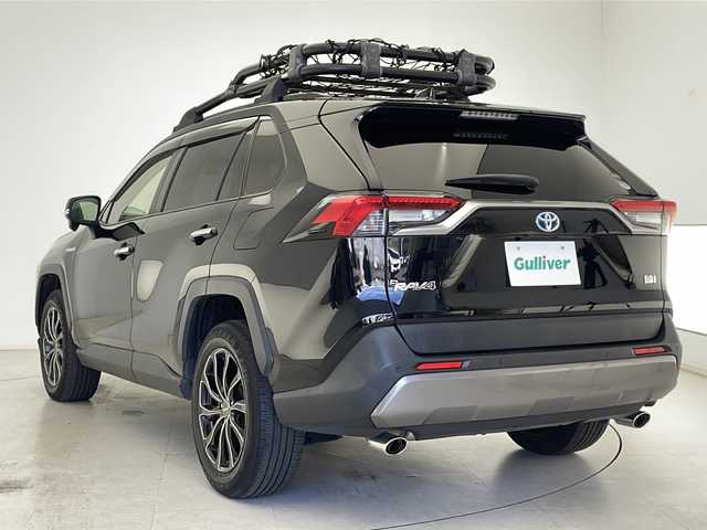 トヨタ ＲＡＶ４ ハイブリットG 千葉県 2021(令3)年 3.4万km アティチュードブラックマイカ 禁煙車/TRDキャリア/BALMINUM18インチAW/純正ディーラー9インチナビ/CD DVD　BT　フルセグ/バックカメラ/ビルトインETC/黒レザーシート/運転席シートヒーター/トヨタセーフティセンス/レーダークルーズコントロール/ハンドルヒーター/LEDヘッドライト/オートライト/オートハイビーム/前後ドライブレコーダー/スマートキー/プッシュスタート