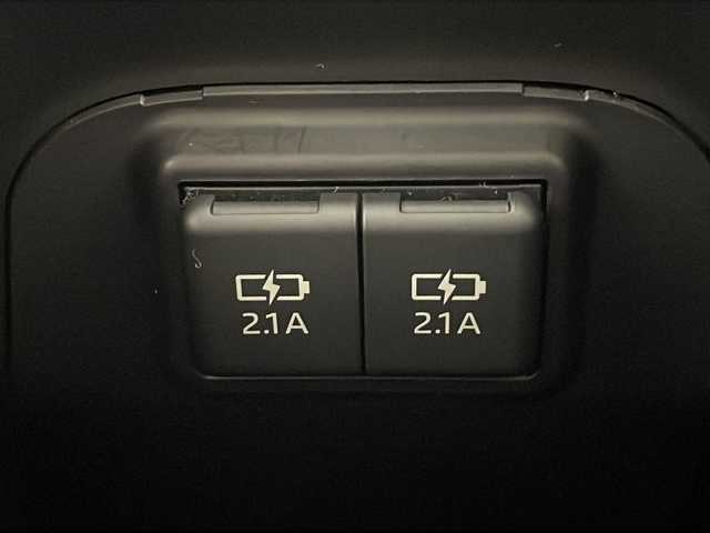 トヨタ ＲＡＶ４ ハイブリットG 千葉県 2021(令3)年 3.4万km アティチュードブラックマイカ 禁煙車/TRDキャリア/BALMINUM18インチAW/純正ディーラー9インチナビ/CD DVD　BT　フルセグ/バックカメラ/ビルトインETC/黒レザーシート/運転席シートヒーター/トヨタセーフティセンス/レーダークルーズコントロール/ハンドルヒーター/LEDヘッドライト/オートライト/オートハイビーム/前後ドライブレコーダー/スマートキー/プッシュスタート