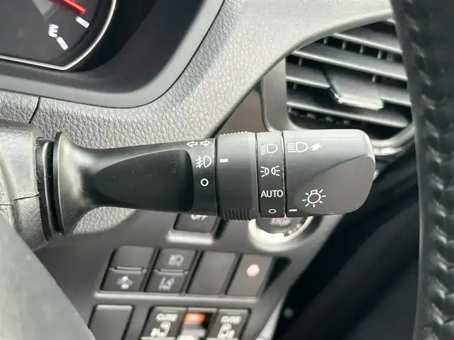 トヨタ ヴォクシー ZS 煌Ⅱ 和歌山県 2020(令2)年 6万km ブラック 純正９型ナビ/フルセグTV/バックカメラ/純正フリップダウンモニター/(BT/CD/DVD)/プリクラッシュセーフティー/クルーズコントロール/レーンディパーチャーアラート/クリアランスソナー/横滑り防止機能/前後ドライブレコーダー/ビルトインETC２．０/後席サンシェード/ドアバイザー/LEDヘッドライト/フォグランプ/オートライト