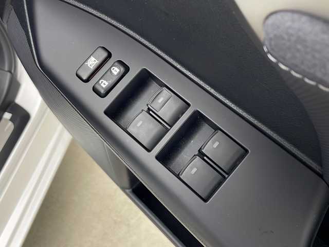 レクサス ＣＴ 200h バージョンC 秋田県 2020(令2)年 3.6万km ソニッククォーツ プリクラッシュセーフティ/純正メモリナビ/　（CD/DVD/TV/Bluetooth）/バックカメラ/レーダークルーズコントロール/パドルシフト/ステアリングスイッチ/革巻きハンドル/ハンドルヒーター/前席パワーシート＆シートヒーター/メモリーシート/USB/前後ドライブレコーダー/プッシュスタート/純正フロアマット/純正アルミホイール/クリアランスソナー/LEDヘッドライト/フォグランプ/オートライト/オートハイビーム/スマートキー