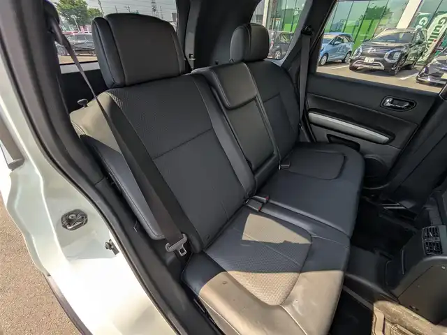 日産 エクストレイル 20Xt 福井県 2012(平24)年 5.7万km ブリリアントホワイトパール ワンオーナー/純正SDナビ（MM112-A）/　（CD/ワンセグテレビ/ラジオ）/4WD/ルーフレール/全席シートヒーター/ダウンヒルアシストコントロール/ビルトインETC/純正18インチアルミホイール/純正フロアマット/キセノンヘッドライト/フォグランプ/オートハイビーム/バックカメラ/横滑り防止装置/盗難防止装置/スペアキー2本/保証書/取扱説明書