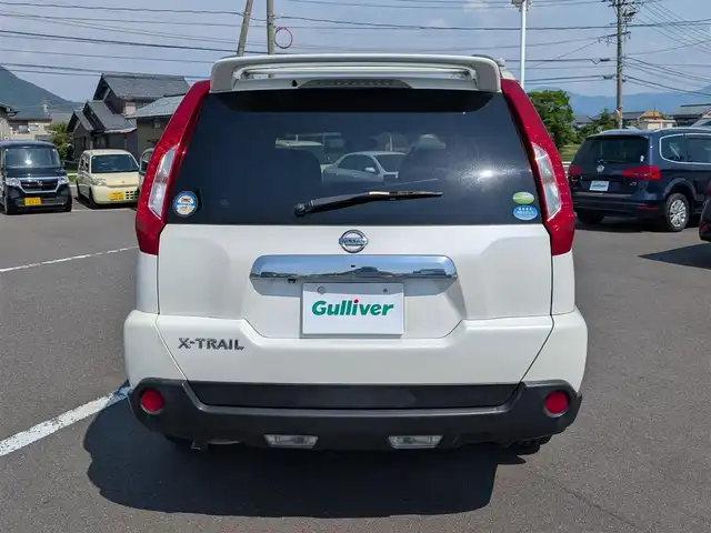 日産 エクストレイル 20Xt 福井県 2012(平24)年 5.7万km ブリリアントホワイトパール ワンオーナー/純正SDナビ（MM112-A）/　（CD/ワンセグテレビ/ラジオ）/4WD/ルーフレール/全席シートヒーター/ダウンヒルアシストコントロール/ビルトインETC/純正18インチアルミホイール/純正フロアマット/キセノンヘッドライト/フォグランプ/オートハイビーム/バックカメラ/横滑り防止装置/盗難防止装置/スペアキー2本/保証書/取扱説明書