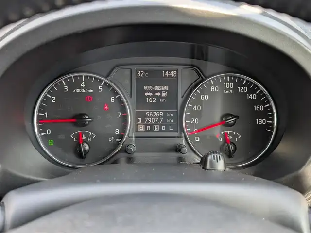 日産 エクストレイル 20Xt 福井県 2012(平24)年 5.7万km ブリリアントホワイトパール ワンオーナー/純正SDナビ（MM112-A）/　（CD/ワンセグテレビ/ラジオ）/4WD/ルーフレール/全席シートヒーター/ダウンヒルアシストコントロール/ビルトインETC/純正18インチアルミホイール/純正フロアマット/キセノンヘッドライト/フォグランプ/オートハイビーム/バックカメラ/横滑り防止装置/盗難防止装置/スペアキー2本/保証書/取扱説明書