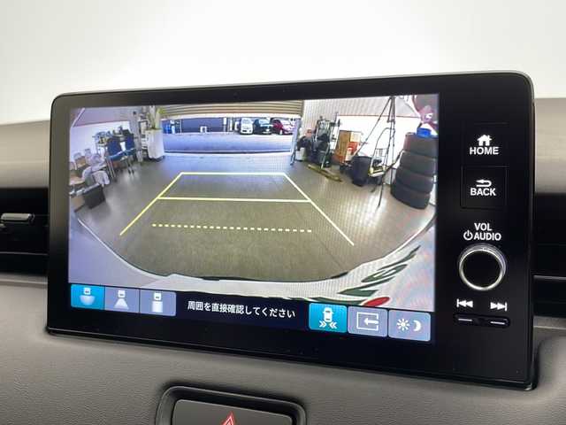 ホンダ ヴェゼル ハイブリッド e:HEV Z 宮崎県 2025(令7)年 0.1万km未満 プラチナホワイトパール 登録済み未使用車/ホンダセンシング/純正9型ディスプレイオーディオナビTV/（3VC4AG3/HondaCONNECT/FMAM/USB/HDMI/Bluetooth/フルセグTV)/純正バックカメラ/純正ビルトインETC2.0/純正フロントグリルベルリナブラック/純正LEDオートライト/純正LEDフォグ/純正18インチアルミ/アダプティブクルーズコントロール/レーンディパーチャーアラート/ブラインドスポットモニター/ダウンヒルアシストコントロール/電子パーキング/ブレーキホールド/ワイヤレス充電器/デュアルオートエアコン/パドルシフト/ハーフレザーシート/前席シートヒーター/ステアリングヒーター/パワーバックドア/クリアランスソナー/スマートキー/プッシュエンジンスタート/スペアキー/新車時保証書/取扱い説明書