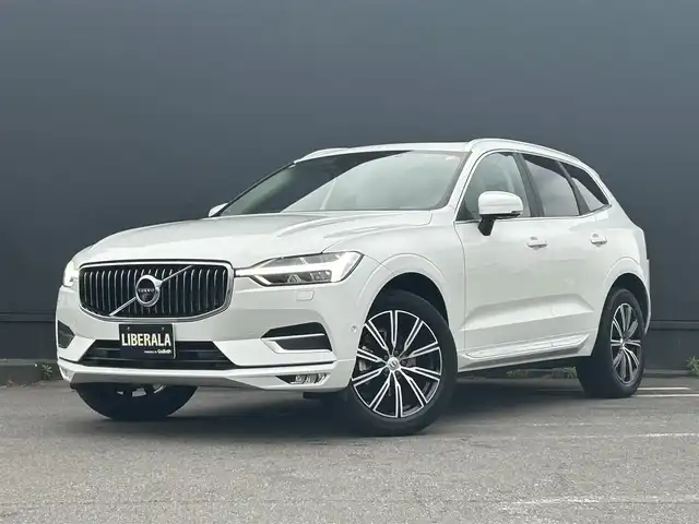 ボルボ ＸＣ６０ B5 AWD インスクリプション 茨城県 2020(令2)年 4万km クリスタルホワイトP harman/kardon/白革シート/パノラマSR/Orreforsクリスタルシフト/純正ナビ/（AM.FM.CD.BT.Applecarplay）/フルセグTV/360°カメラ/ETC/前後ドラレコ/ACC/LKA/BSM/D/N席パワーシート/D/N席シートヒーター/D/N席ベンチレーション/ステアリングヒーター/パワーバックドア/スマートキー/プッシュスタート