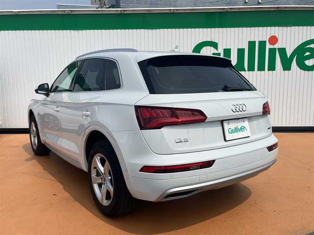 アウディ Ｑ５ 40TDIクワトロ スポーツ 三重県 2020(令2)年 2万km グレイシアホワイトメタリック ワンオーナー/アシスタンスパッケージ/バーチャルコックピット12.3インチ液晶メーター/マトリクスLEDヘッドランプ/アクティブレーンアシスト/アダプティブクルーズコントロール/18インチアルミホイール/MMIナビゲーション/地デジTV/360カメラ