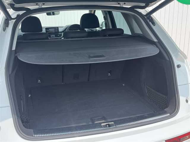 アウディ Ｑ５ 40TDIクワトロ スポーツ 三重県 2020(令2)年 2万km グレイシアホワイトメタリック ワンオーナー/アシスタンスパッケージ/バーチャルコックピット12.3インチ液晶メーター/マトリクスLEDヘッドランプ/アクティブレーンアシスト/アダプティブクルーズコントロール/18インチアルミホイール/MMIナビゲーション/地デジTV/360カメラ