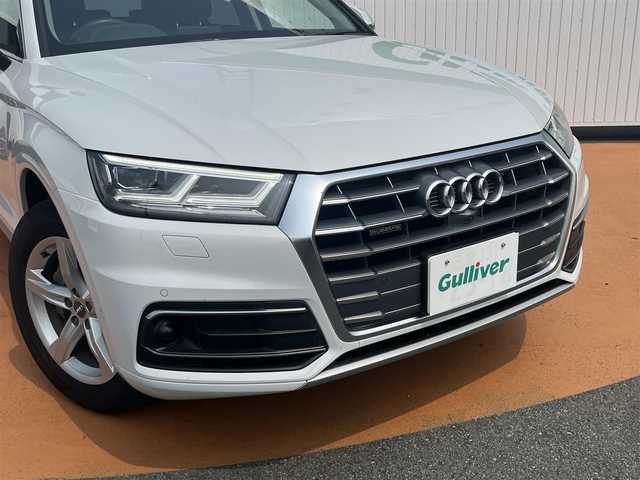 アウディ Ｑ５ 40TDIクワトロ スポーツ 三重県 2020(令2)年 2万km グレイシアホワイトメタリック ワンオーナー/アシスタンスパッケージ/バーチャルコックピット12.3インチ液晶メーター/マトリクスLEDヘッドランプ/アクティブレーンアシスト/アダプティブクルーズコントロール/18インチアルミホイール/MMIナビゲーション/地デジTV/360カメラ