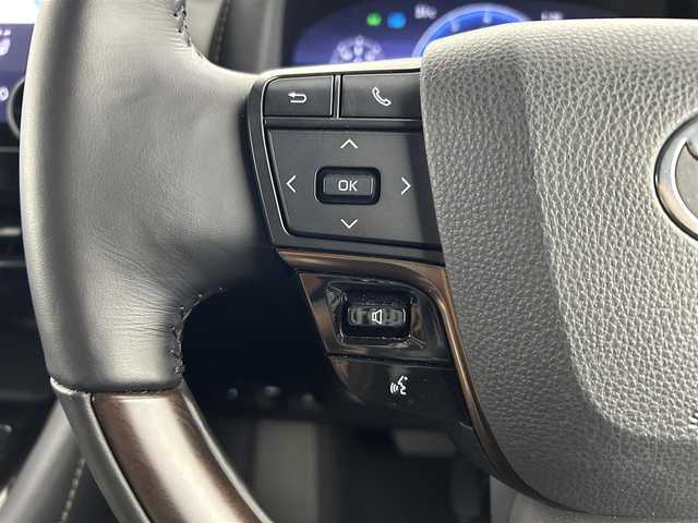 トヨタ アルファード Z 愛知県 2023(令5)年 1.4万km ブラック 純正ディスプレイオーディオ/全方位カメラ/後席フロップダウン/両側パワースライドドア/ガラスルーフ/TSS/合皮シート/デジタルインナーミラー/ブラインドスポットモニター/アンビエントライト/ACC/パワーシート/シートヒーター/シートクーラー/ステアリングヒーター/メモリシート/Bluetooth/フルセグTV/置くだけ充電/電動リアゲード/オットマン/コーナーセンサー/純正LEDライト/レーンキープ/オートライト/オートマチックハイビーム/衝突軽減システム/純正フロアマット/オートホールド