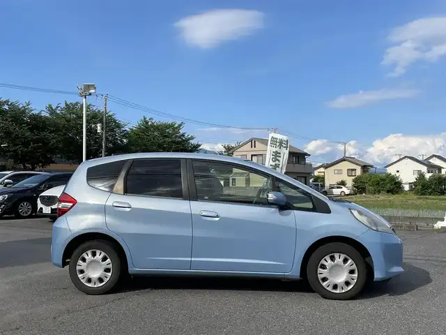 ホンダ フィット G スマートセレ ファインスタイル 群馬県 2013(平25)年 3.6万km ピュアブルーメタリック 社外SDナビ/純正ビルトインETC/ワンセグTV/スマートキー/ABS/Wエアバッグ/キセノンヘッドライト/純正フロアマット/取扱説明書/保証書