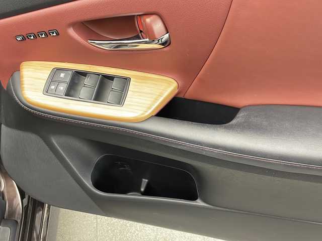 レクサス ＨＳ 250h バージョンI 宮崎県 2013(平25)年 3万km ファイアーアゲートマイカメタリック 禁煙車/純正8型ナビTV/（CD/DVD/MSV/FMAM/フルセグTV)/純正バックカメラ/フロントカメラ/純正ビルトインETC/純正LEDオートライト/純正フォグ/純正17インチアルミ/純正オートアラーム/純正フロアマット/茶本革シート/クルーズコントロール/前席パワーシート/エアシート/シートヒーター/パワーチルトステアリング/リア電動シェイド/ウッドコンビ本革巻ハンドル/ウインカードアミラー/スマートキー/プッシュエンジンスタート/新車時保証書/取扱い説明書