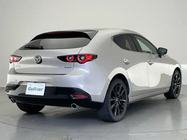 マツダ マツダ３ファストバック 20S ブラックトーンED 愛知県 2022(令4)年 2.3万km プラチナクォーツメタリック 純正ナビ　ＨＤＭＩ　Ｂｌｕｅｔｏｏｔｈ　ＵＳＢ　純正前後ドライブレコーダー　バックカメラ　衝突軽減装置　追従クルコン　ＬＥＤオートライト　コーナーセンサー　ＢＳＭ　パドルシフト　電動パーキング　禁煙車